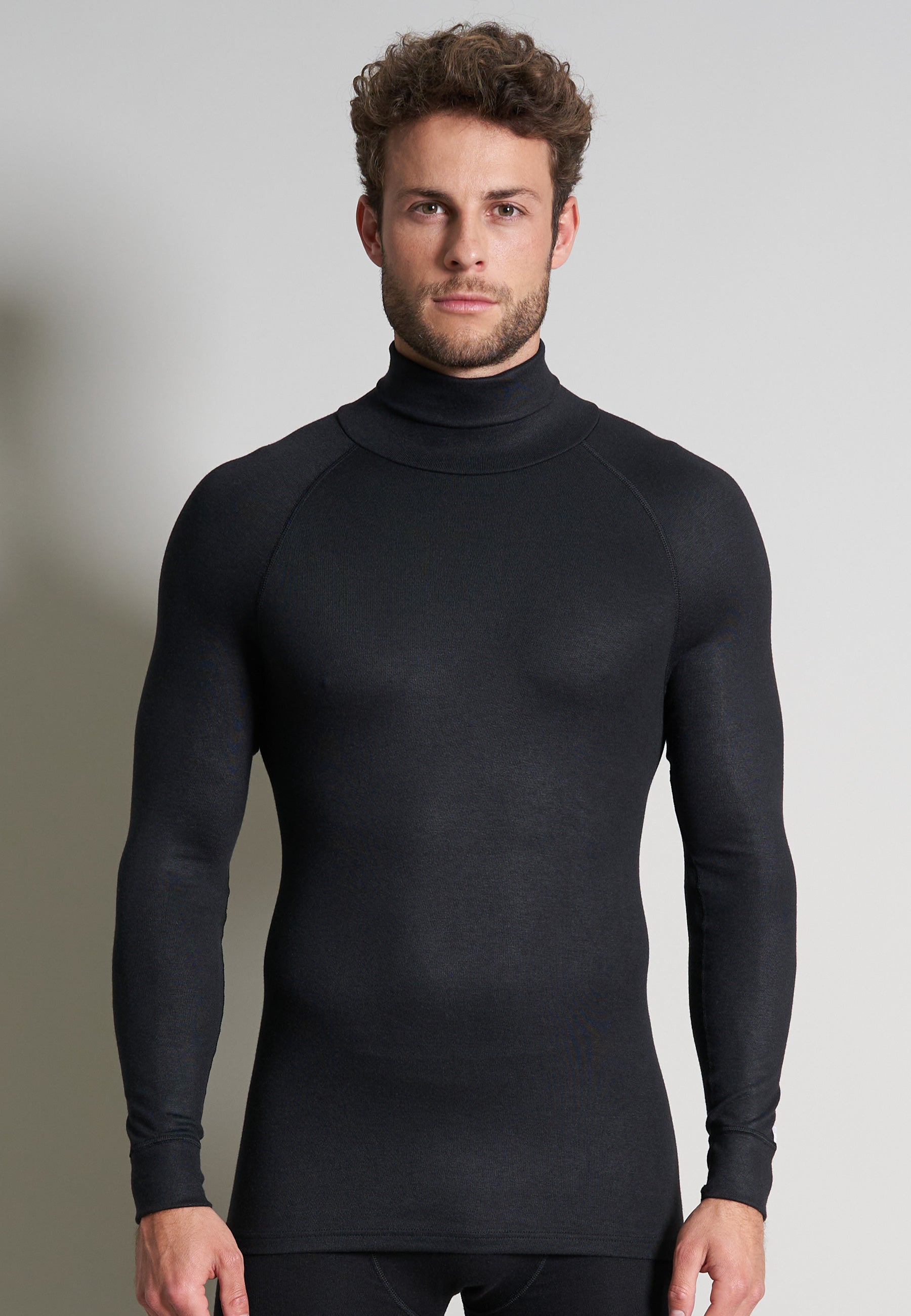 ceceba-herren-longsleeve-rollkragen-schwarz-uni image 2