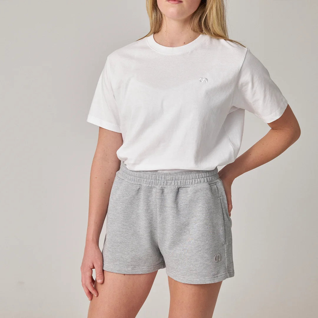 snocks-sweatshorts-damen-hellgrau image 2