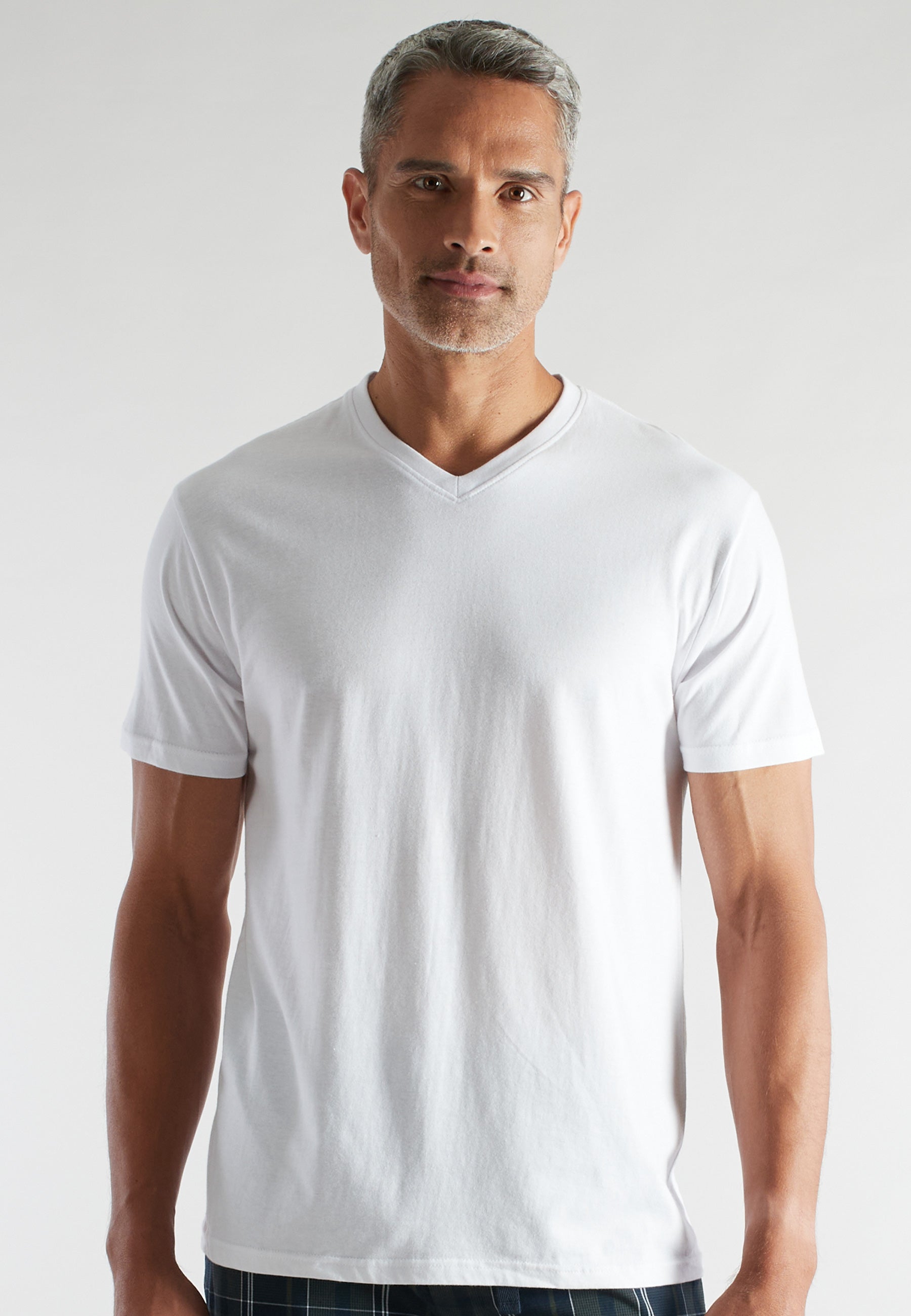 ceceba-herren-shirt-wei-uni-2er-pack-v-kragen image 2