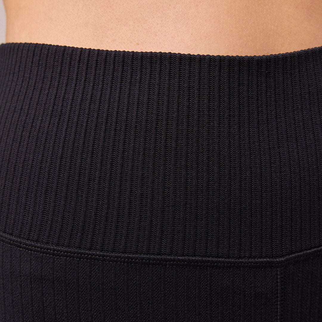snocks-gerippte-leggings-schwarz-seamless-sportleggings-damen image 3