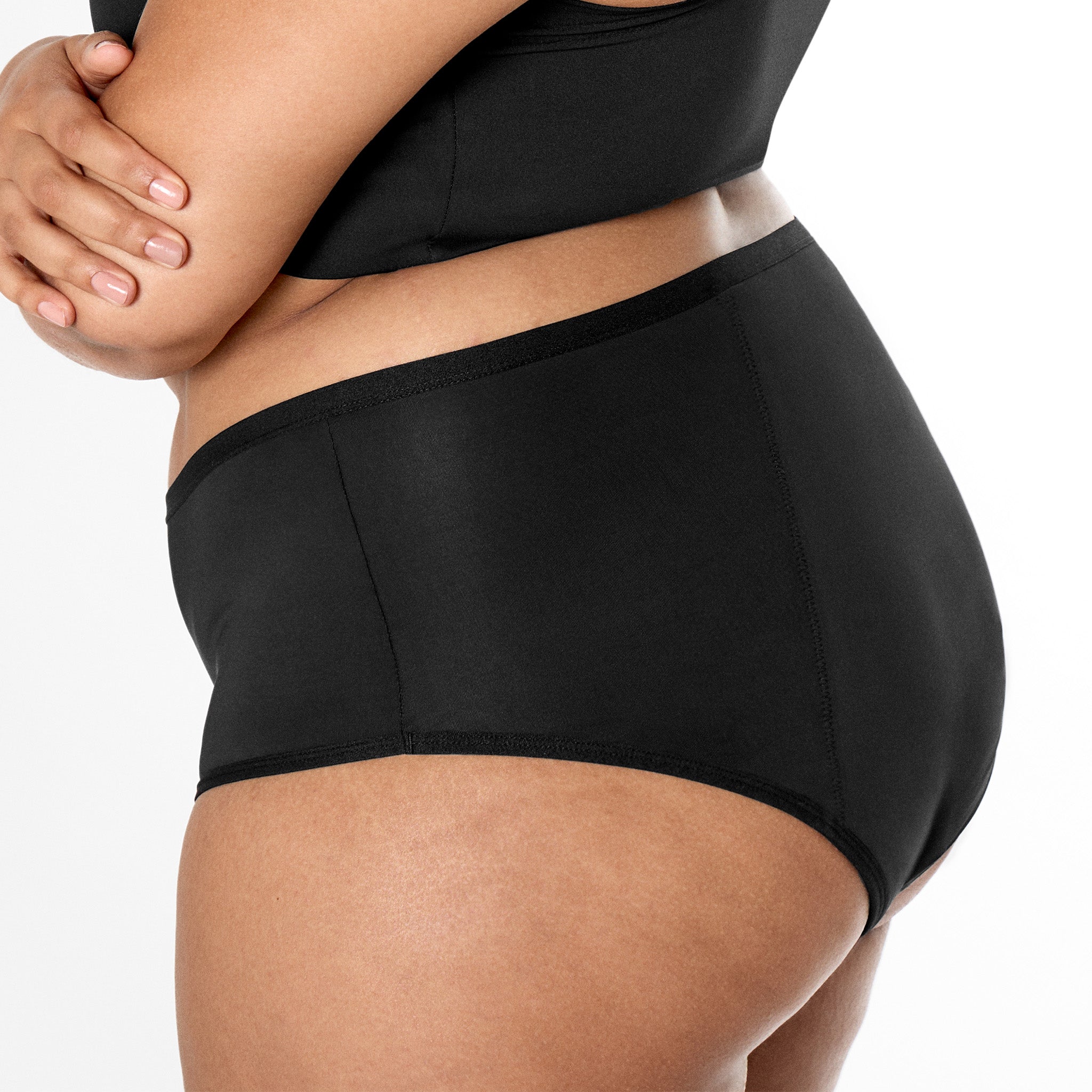 snocks-x-femtis-period-panty-jule-highwaist-ultra-periodenslip-seamless-in-schwa image 4