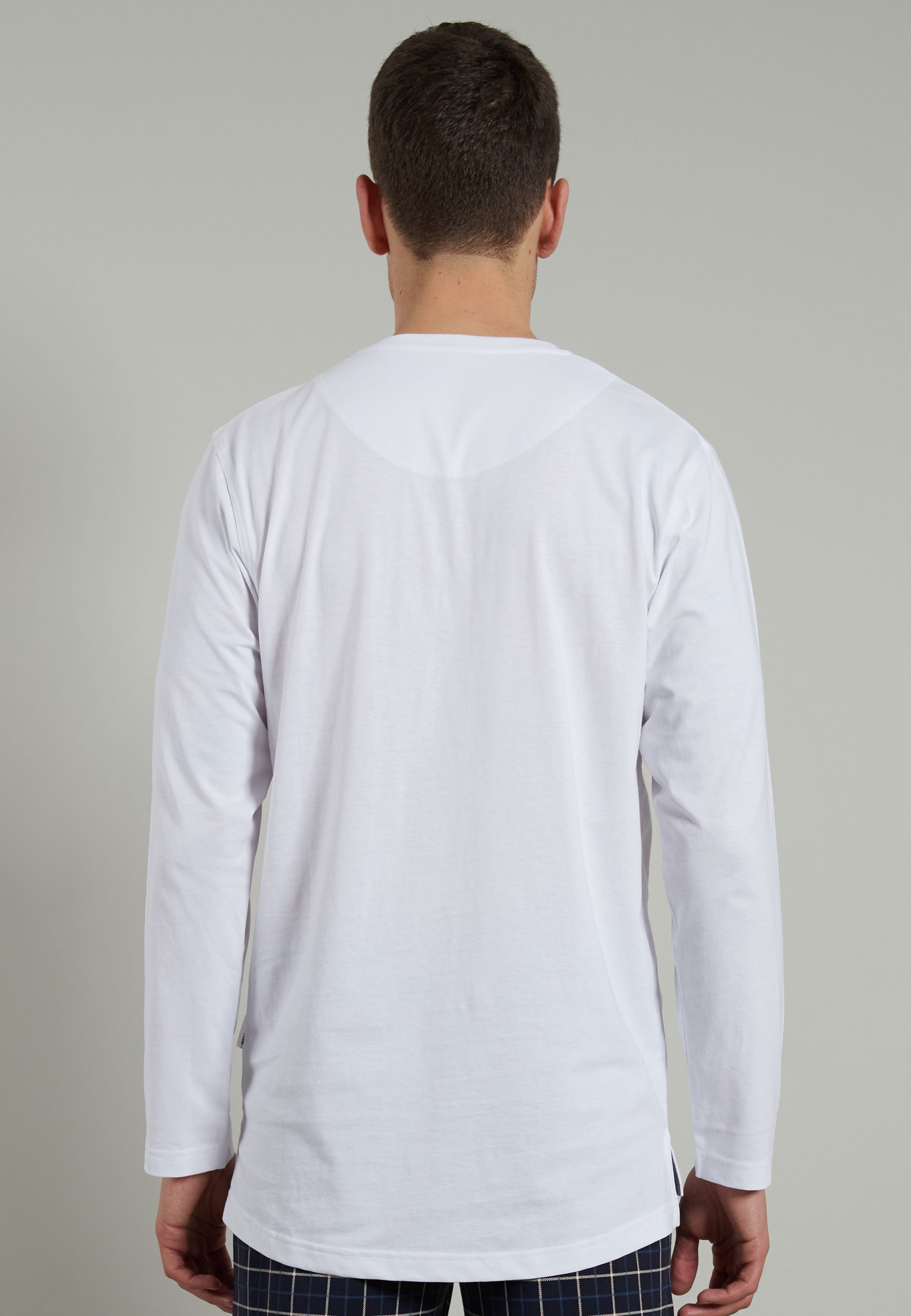 ceceba-herren-longsleeve-wei-uni-mit-knopfleiste image 3