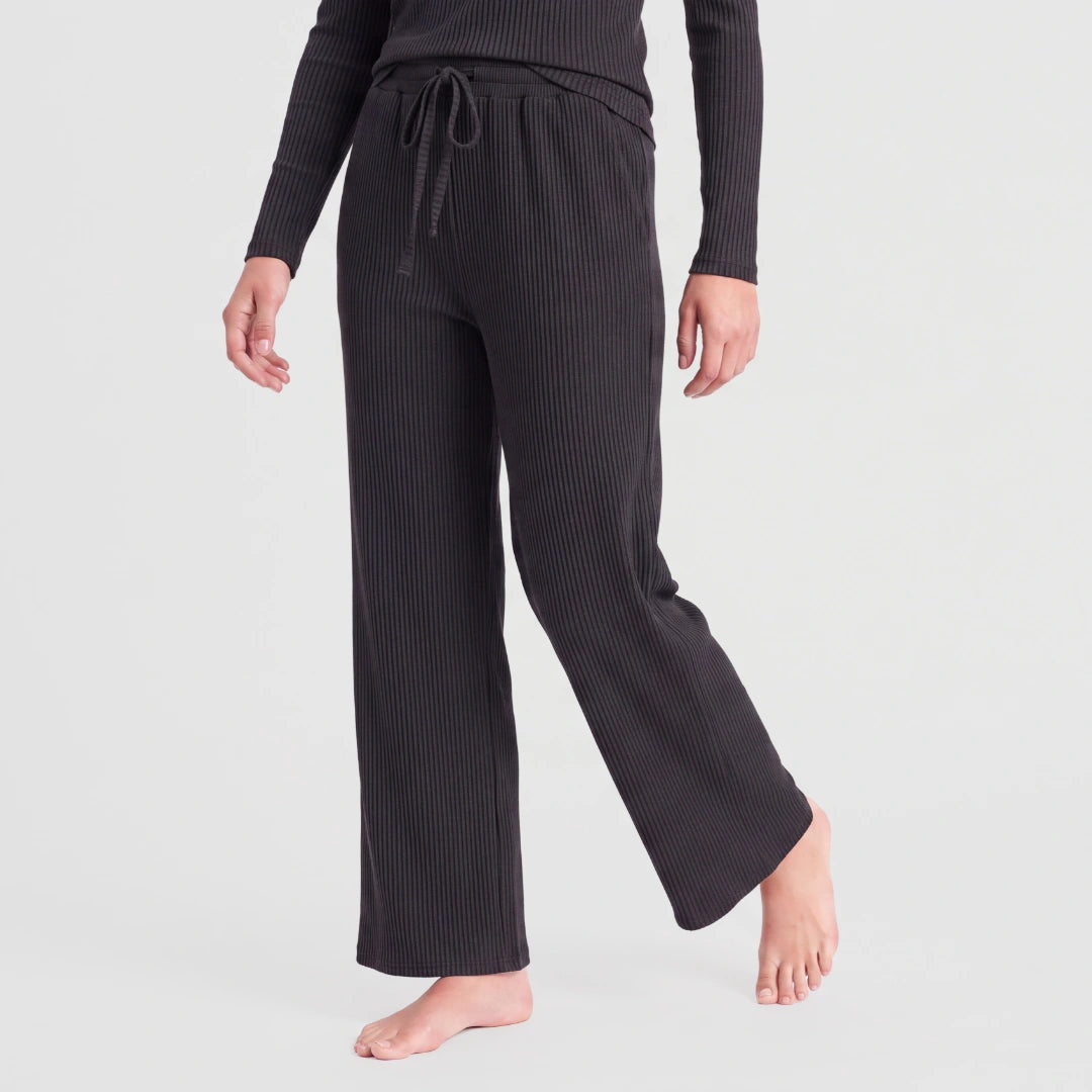 snocks-loungehose-damen-rippstruktur-schwarz-sweatpants image 3