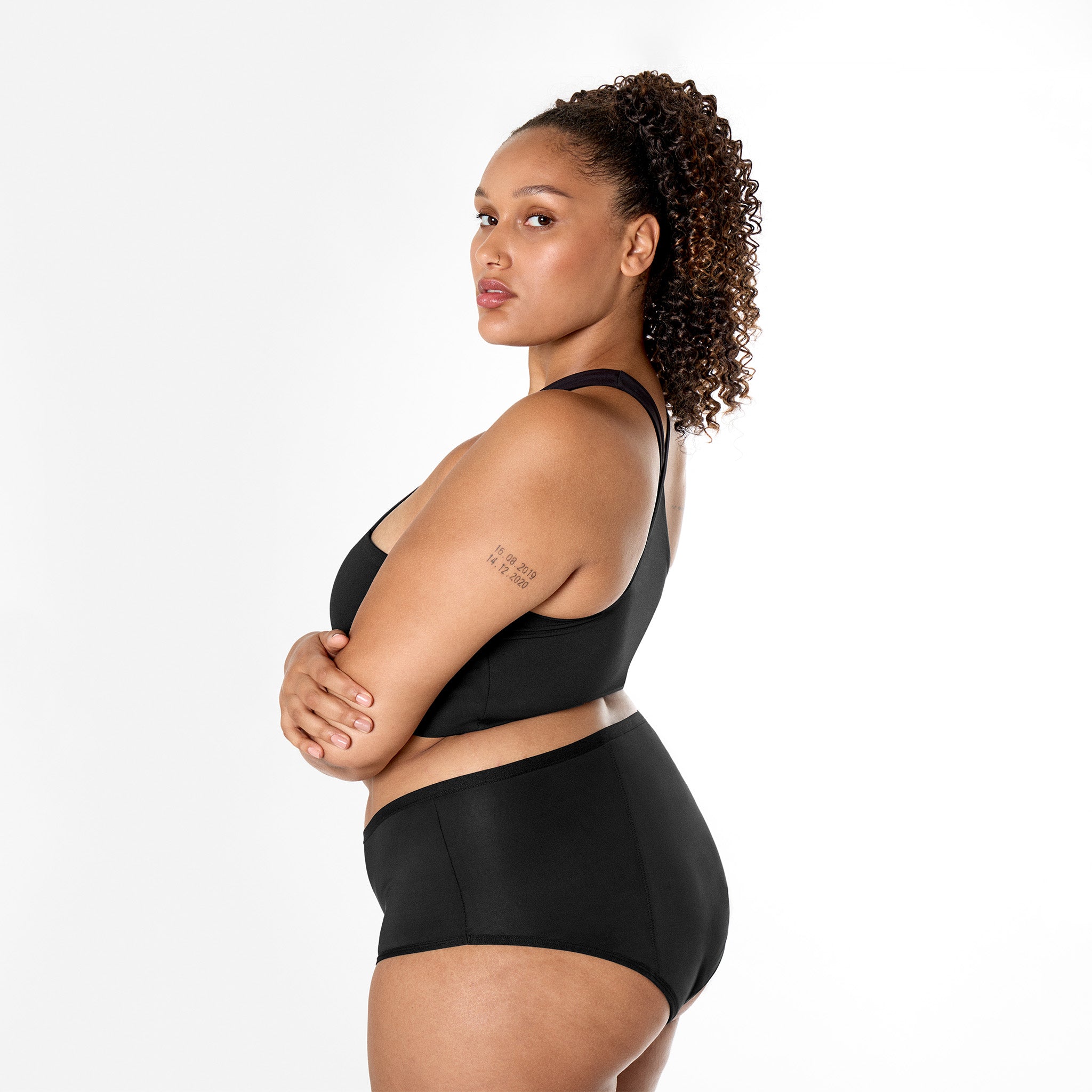 snocks-x-femtis-period-panty-jule-highwaist-ultra-periodenslip-seamless-in-schwa image 2