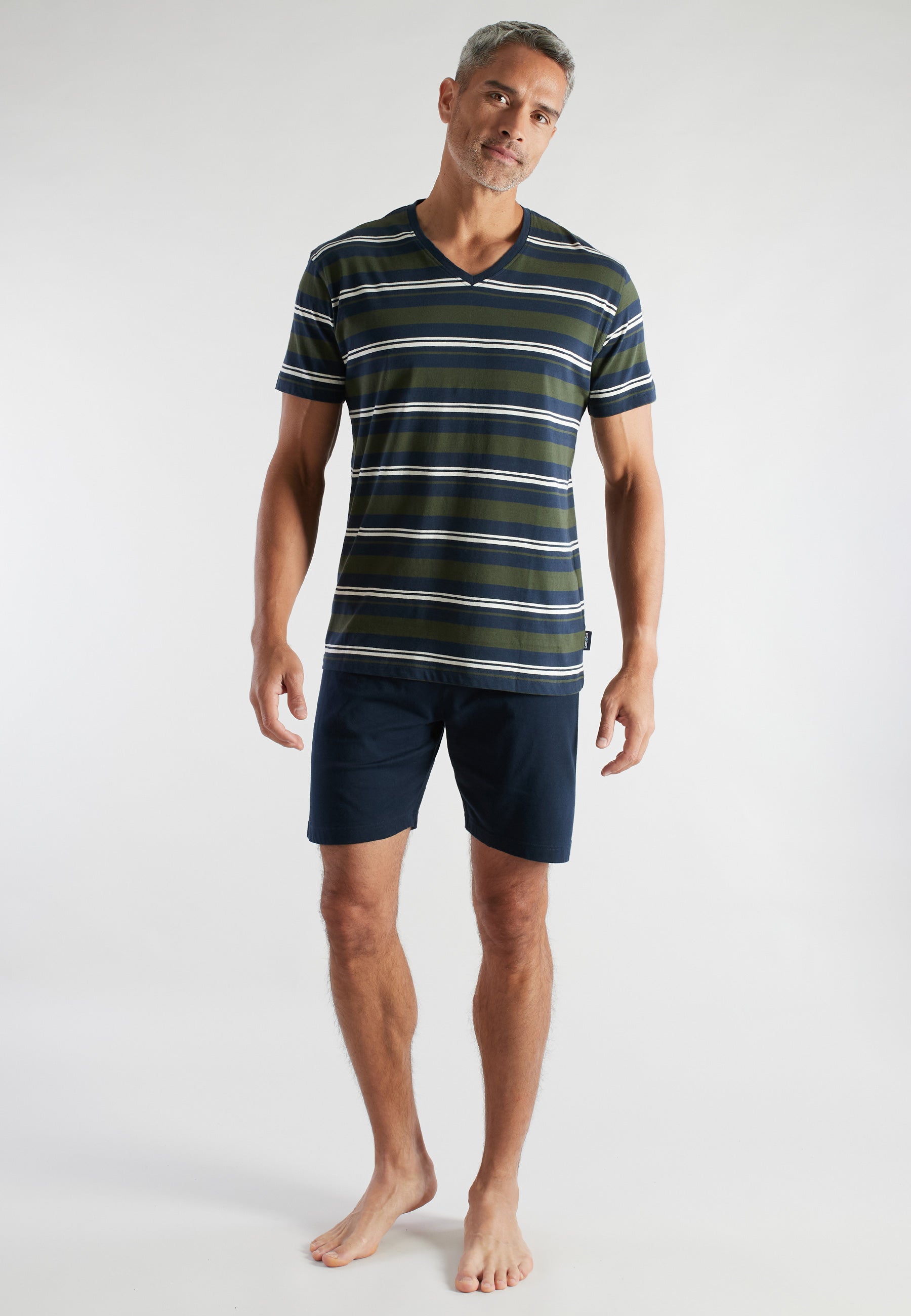 ceceba-herren-shorty-gr-n-quergestreift-mit-v-ausschnitt image 2