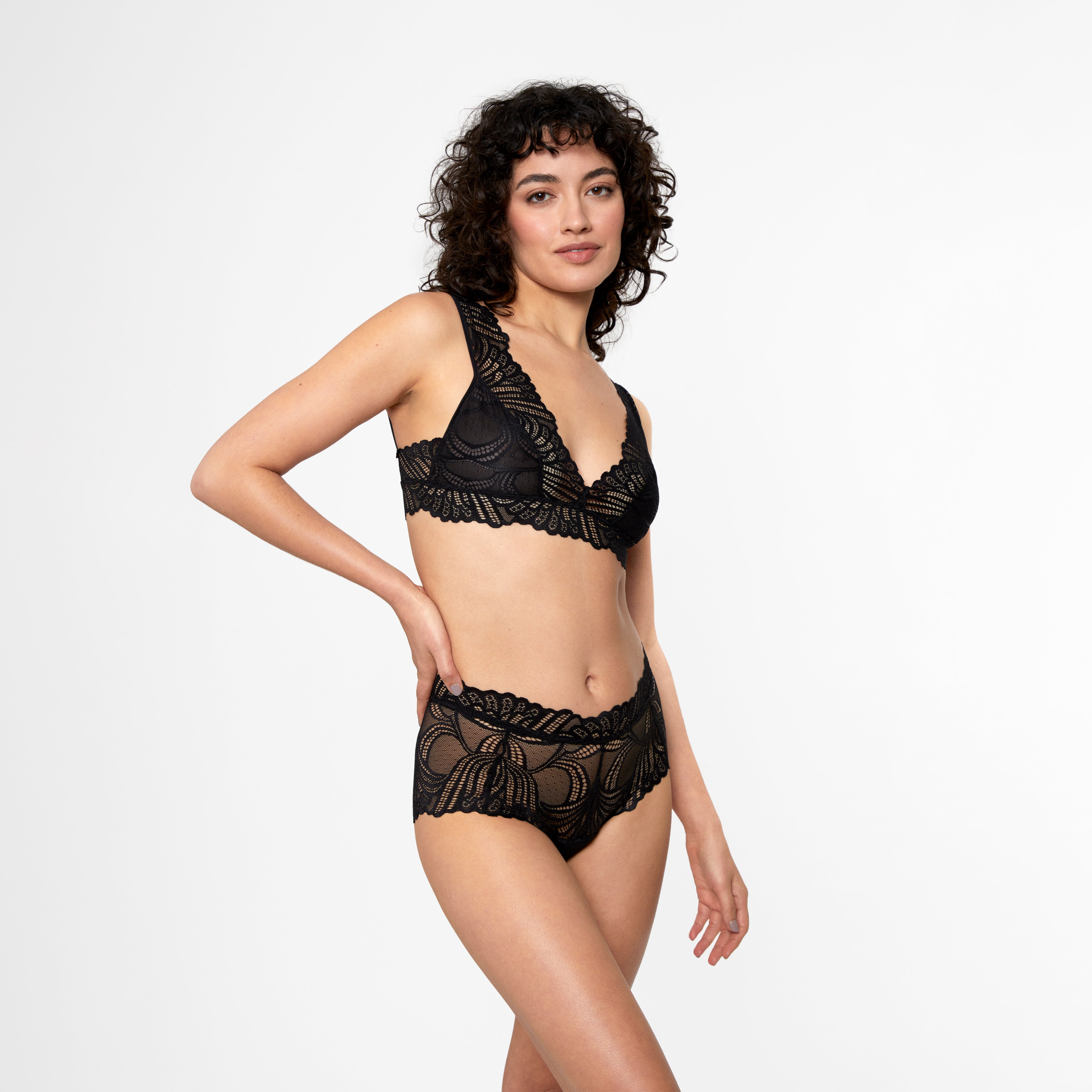 snocks-x-femtis-period-panty-lili-highwaist-schwarz-periodenslip-aus-spitze image 1