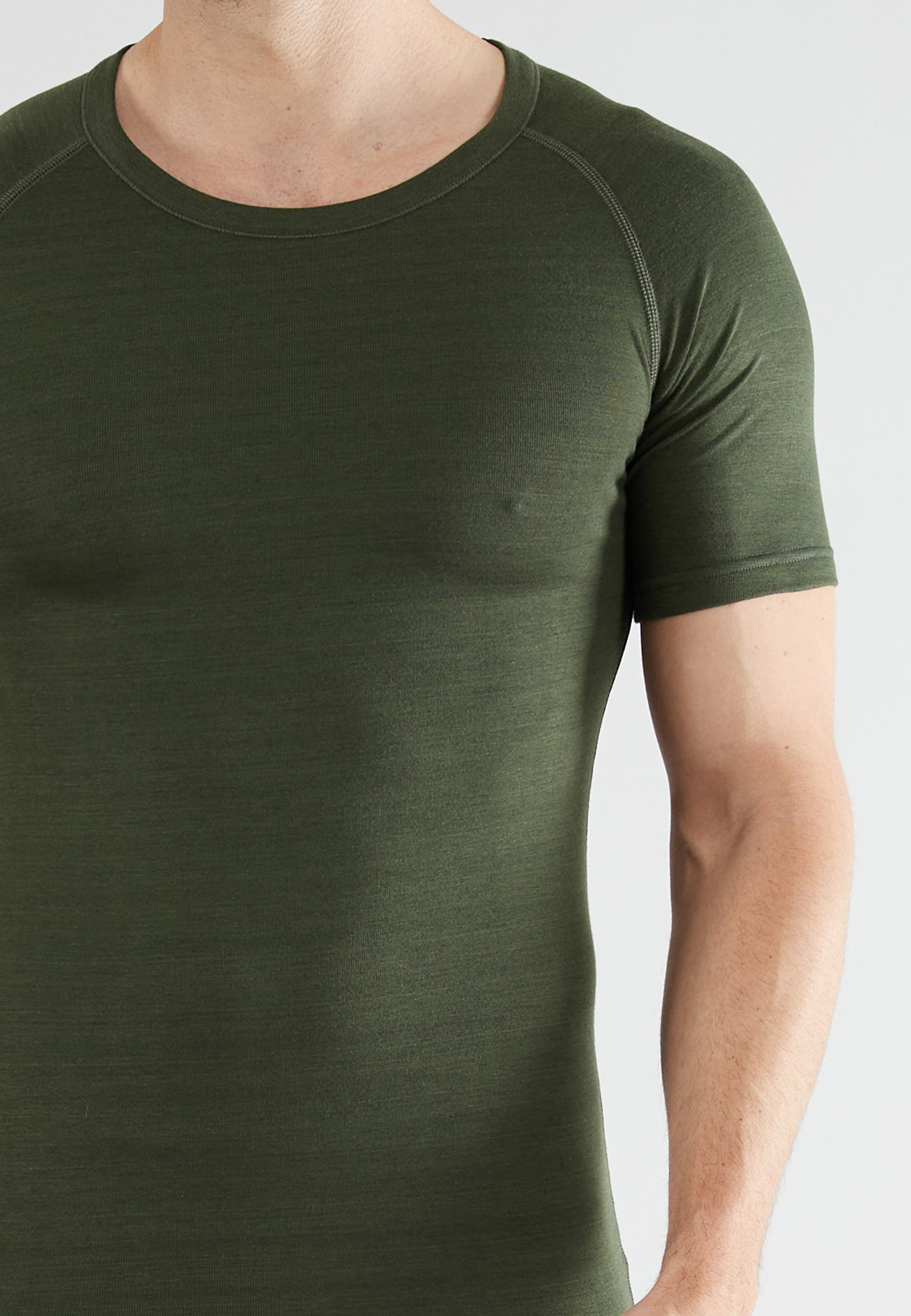 ceceba-herren-t-shirt-gr-n-thermo-funktionsshirt-gerippt image 4