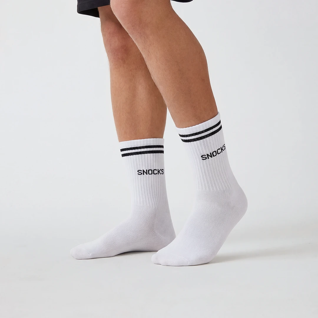 snocks-hohe-sportsocken-mit-streifen-schwarz-unisex image 2
