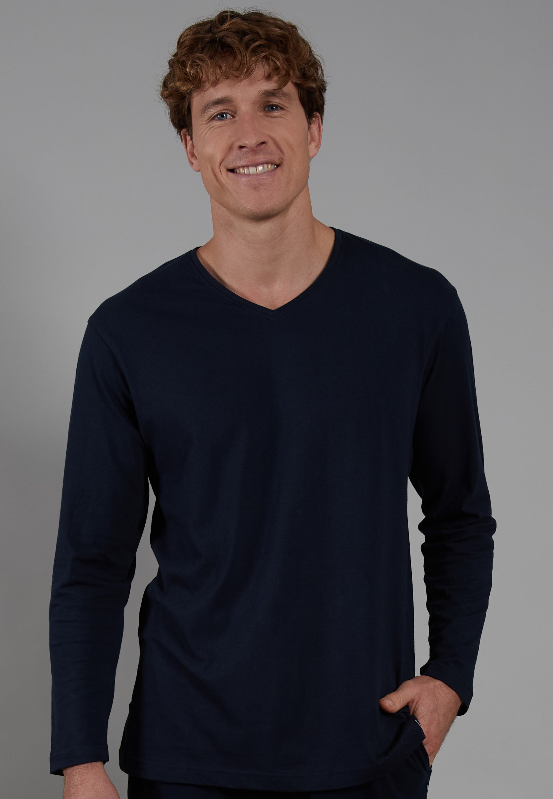 ceceba-herren-longsleeve-shirt-blau-uni-mit-v-kragen image 2